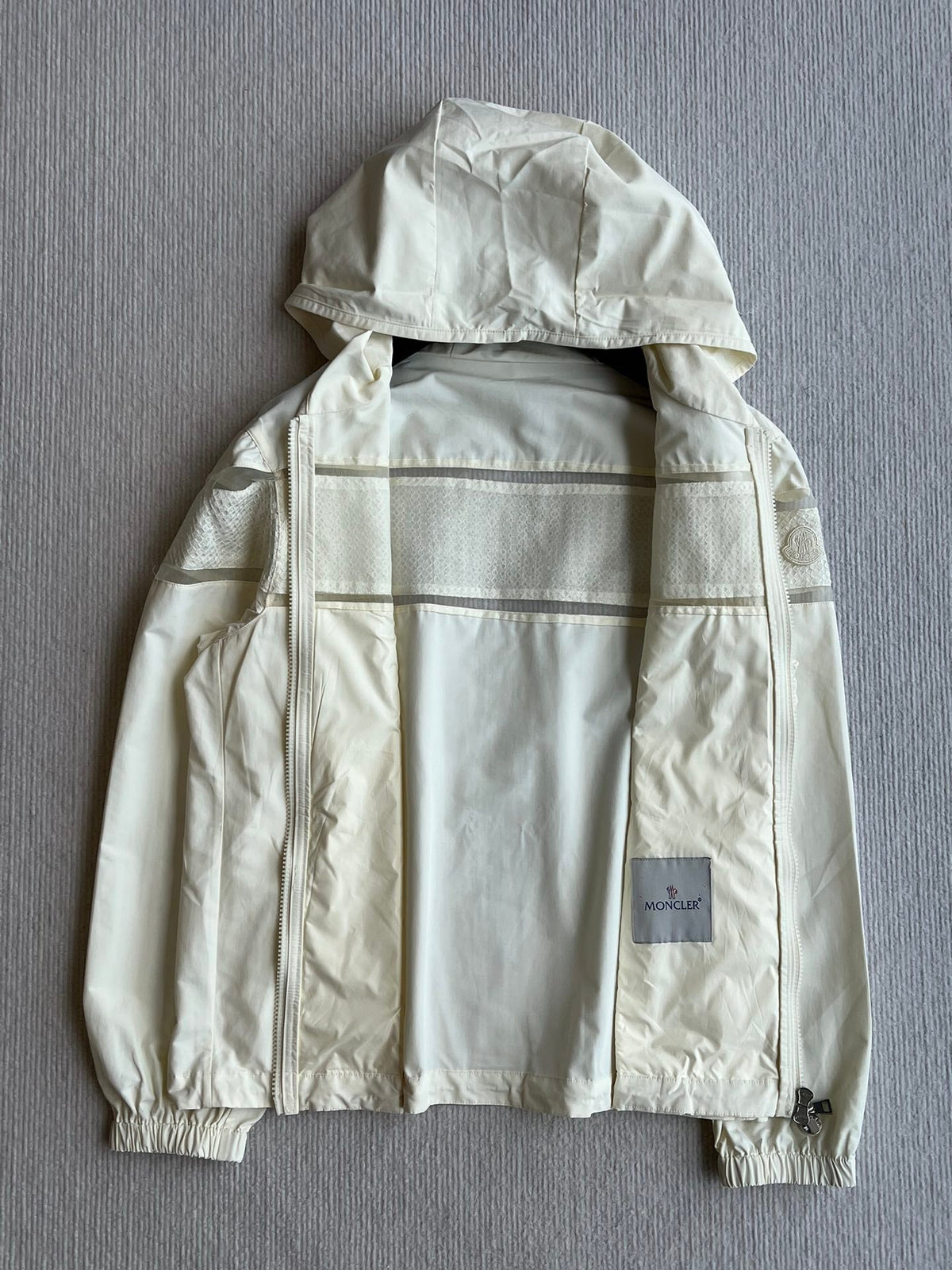 Moncle 25SS Clisson Lace Hollow Hooded Windbreaker Jacket Cream Polyester 242763