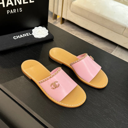 CC 26C Double C Chain Cross Pink Beige Sheepskin