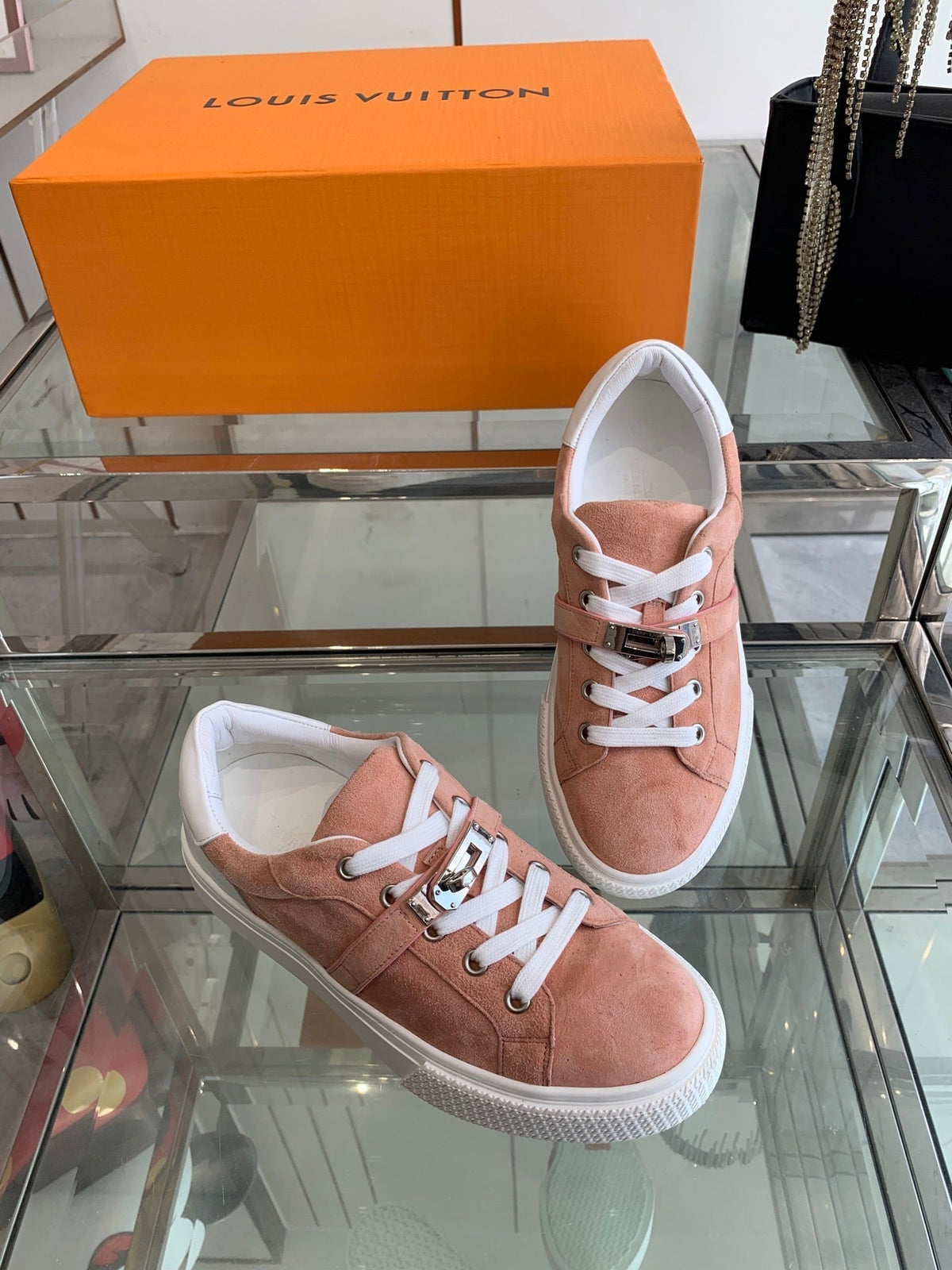 HM Day Sneaker Pink Suede 291835