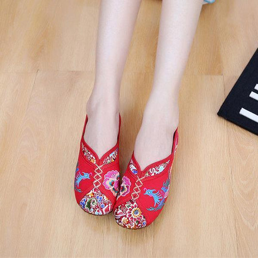 Phoenix Embroidered Old Peking Vintage Flat Shoes