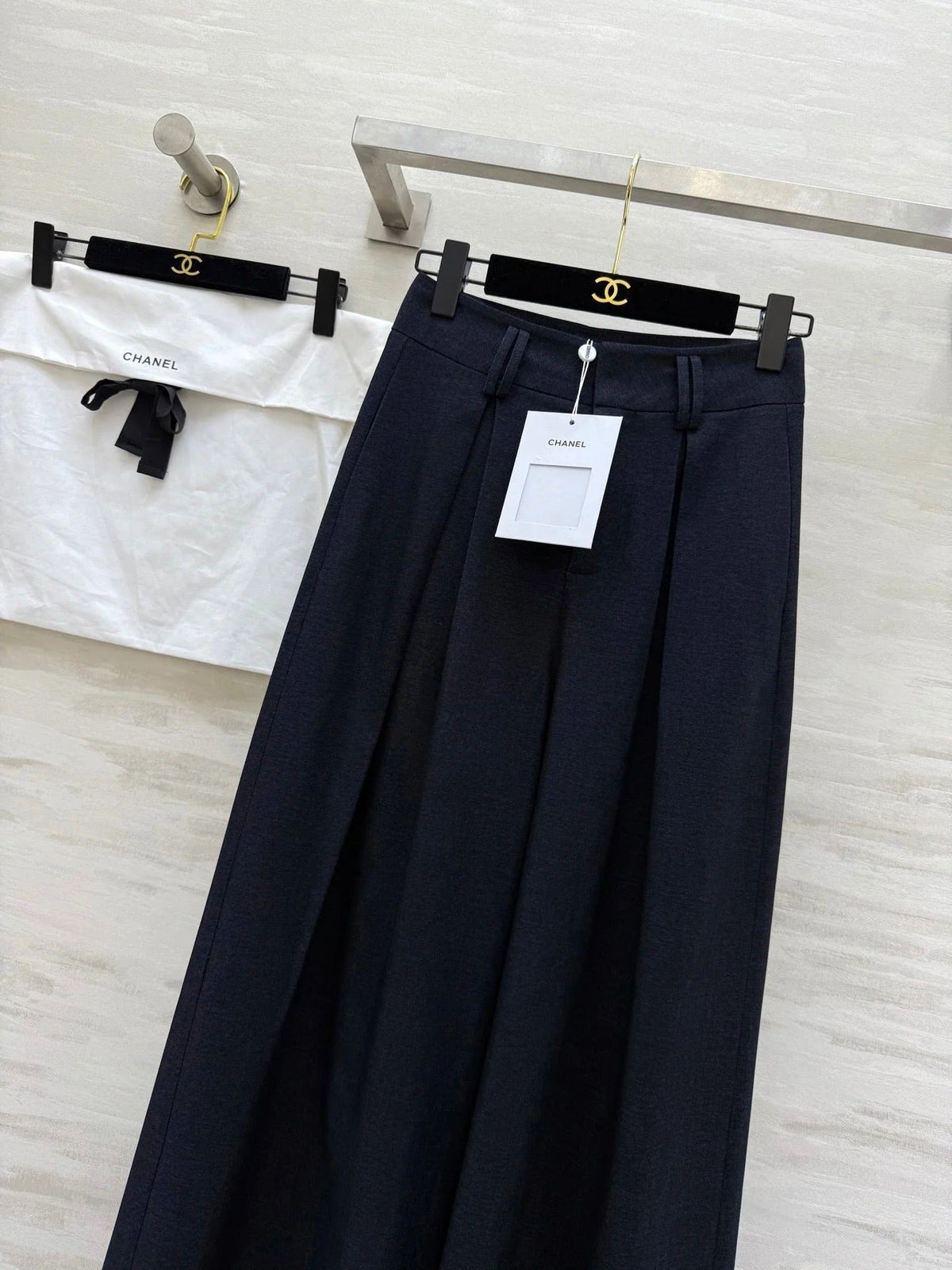 CHANEL 25S WIDE-LEG STRAIGHT PANTS 636
