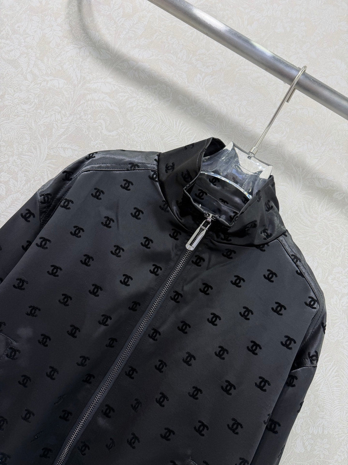 CC 26s Jacket Black Satin 353040
