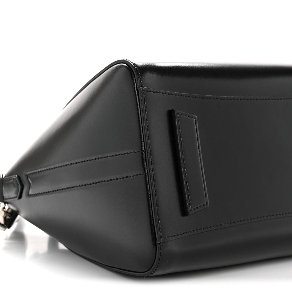 Shiny Lord Calfskin Small Antigona Black