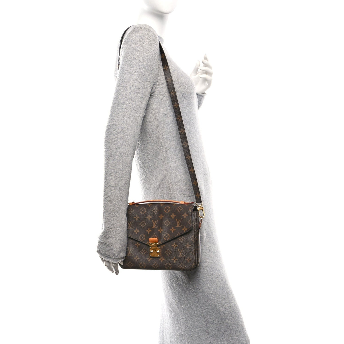 Monogram Pochette Metis