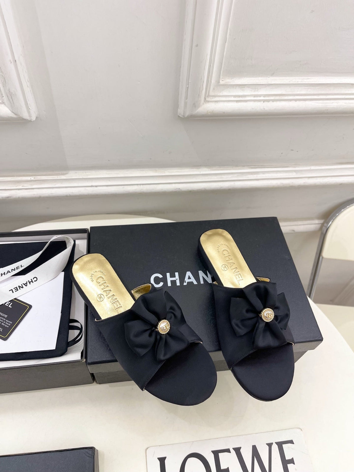 CC 26s Bow Slippers Black Satin Sheepskin 586896