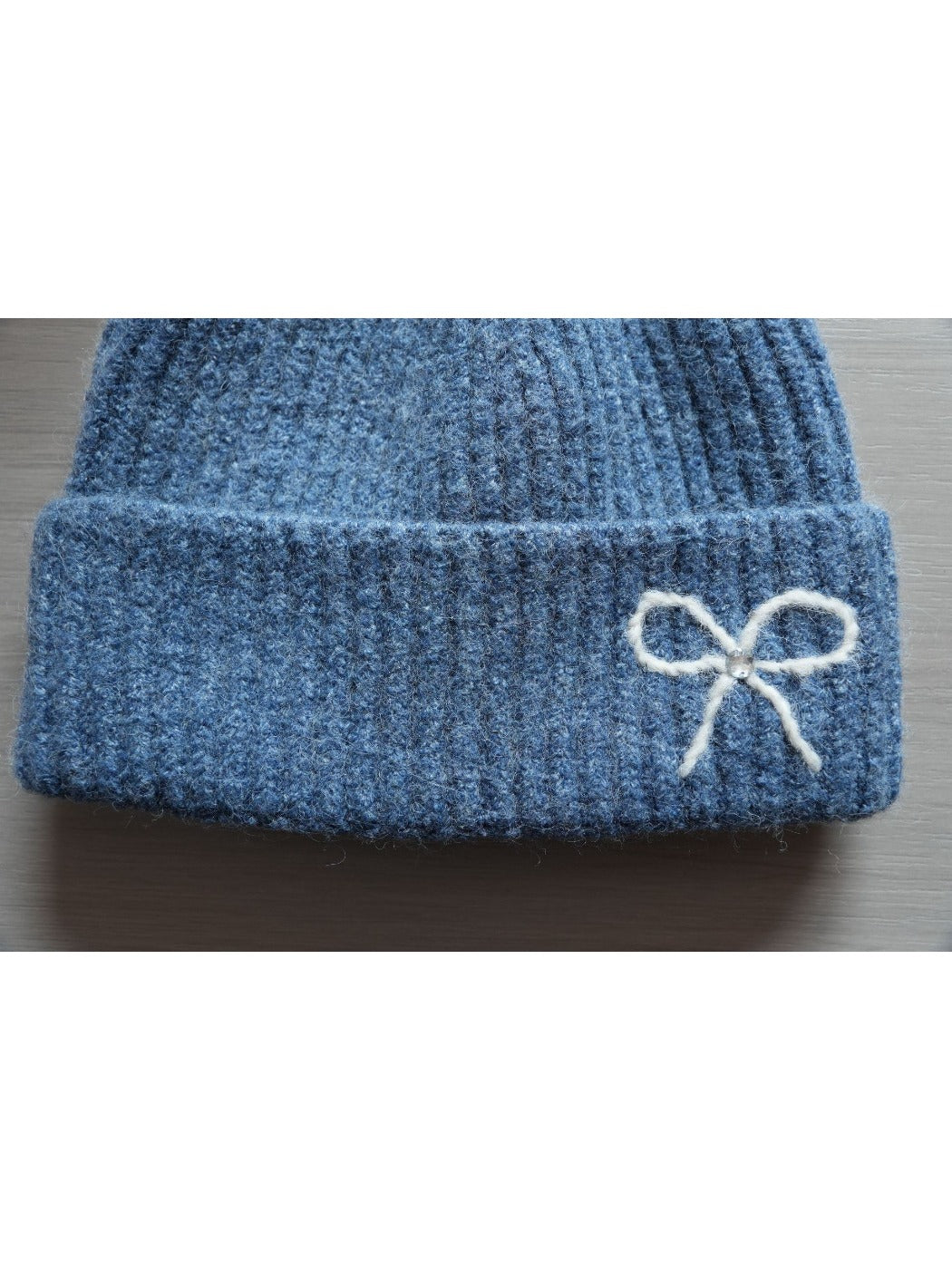 Haila - Knitted Beanie with Butterfly Embroidery