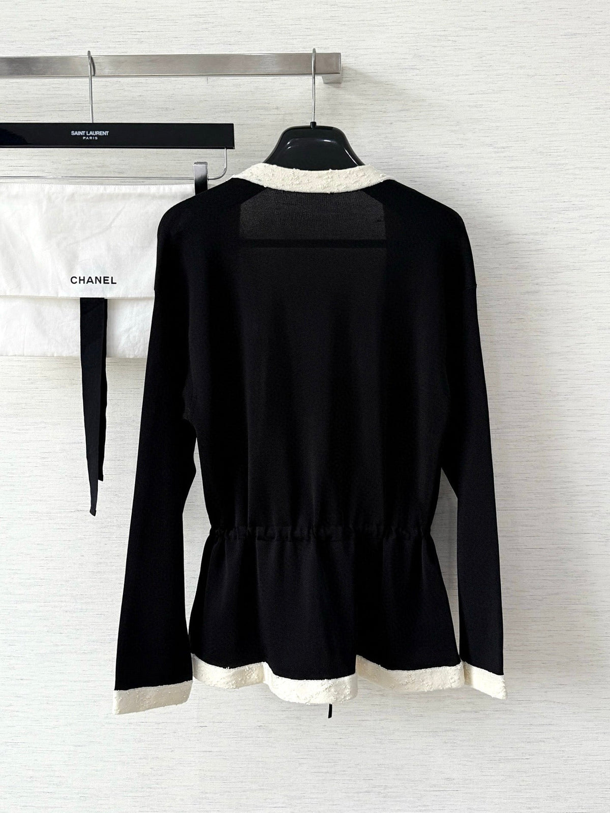 CC 25 V-neck Cardigan Black Laine-Wool