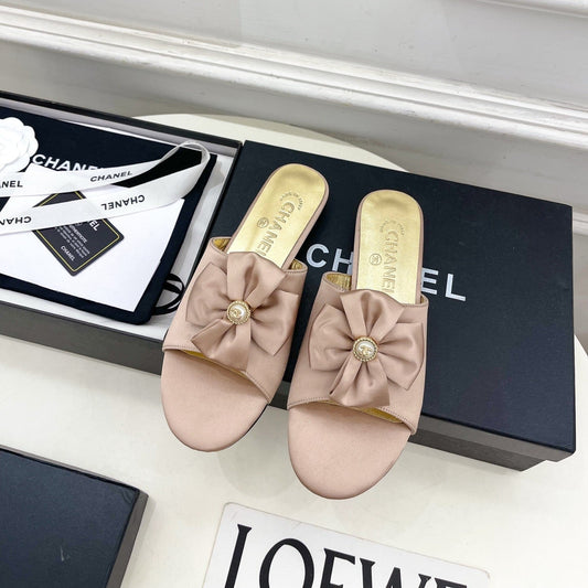 CC 26s Bow Slippers Dusty Rose Satin Sheepskin 586898
