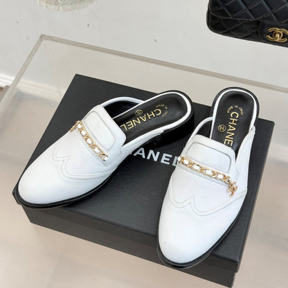 CC 25s Double C Buckle Half-Length Slippers White Calfskin 557700