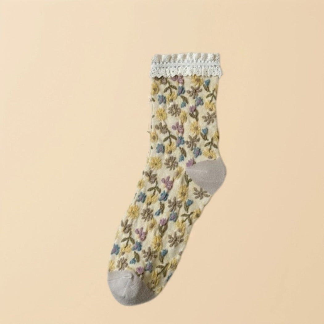 Rufia - Lace-Trim Vintage Floral Relief Socks