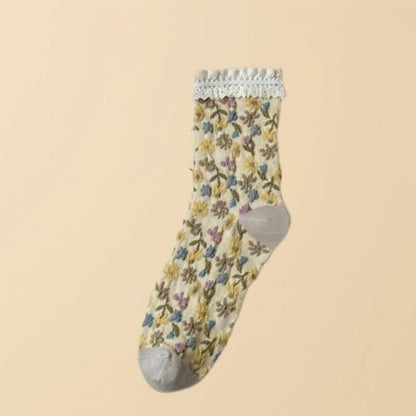 Rufia - Lace-Trim Vintage Floral Relief Socks