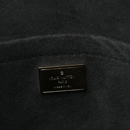 Vernis Epi Monogram Spring Street Black