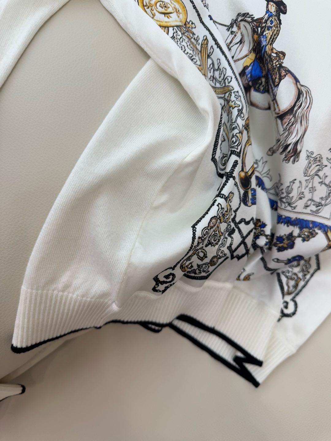 Hm Long Sleeve Knit Sweater White Silk Acrylic