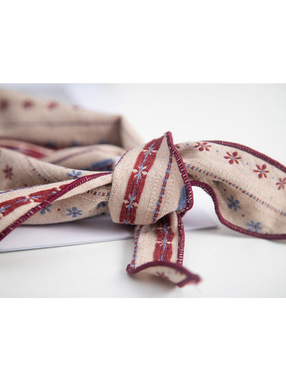 Sscarvii - Vintage Embroidered Triangle Scarf