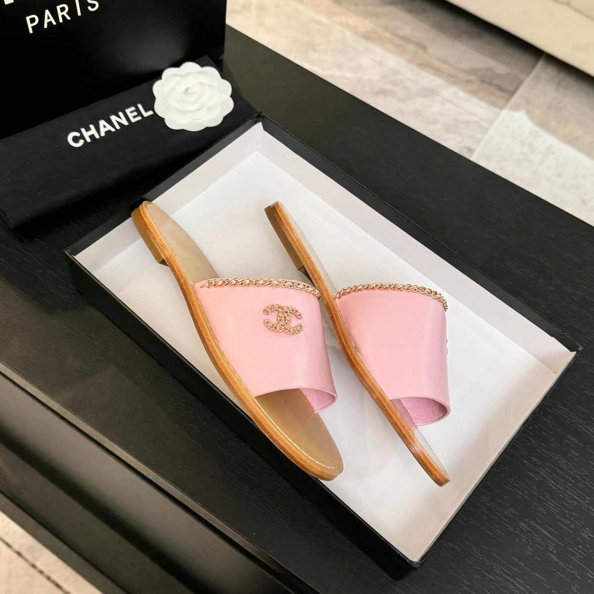 CC 26C Double C Chain Cross Pink Beige Sheepskin