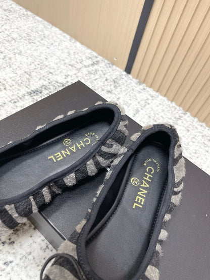 Chanel 26 Tiger Print Gray Black Ballet Flat in Sheepskin Wool 591375