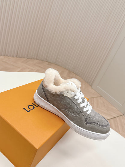 LV Stadium Sneaker Grey Suede Wool 595430