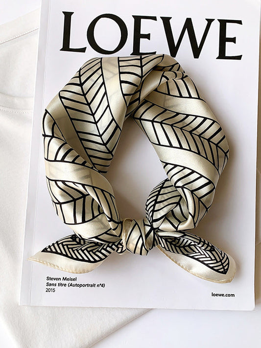 Leisure Fashion Square Striped Scarf