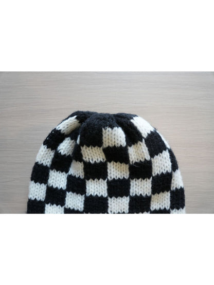 Haila - Winter Checkered Knitted Beanie