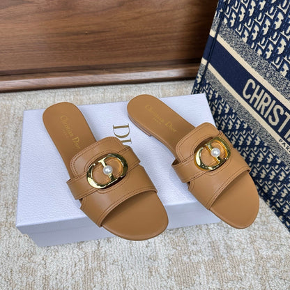 CD Montaigne Sandals Light Brown in Calfskin 598173