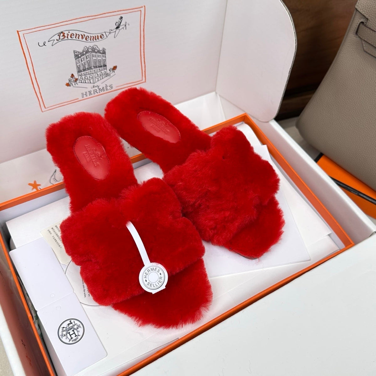 HM Oran Sandal Red Wool Velvet 598193