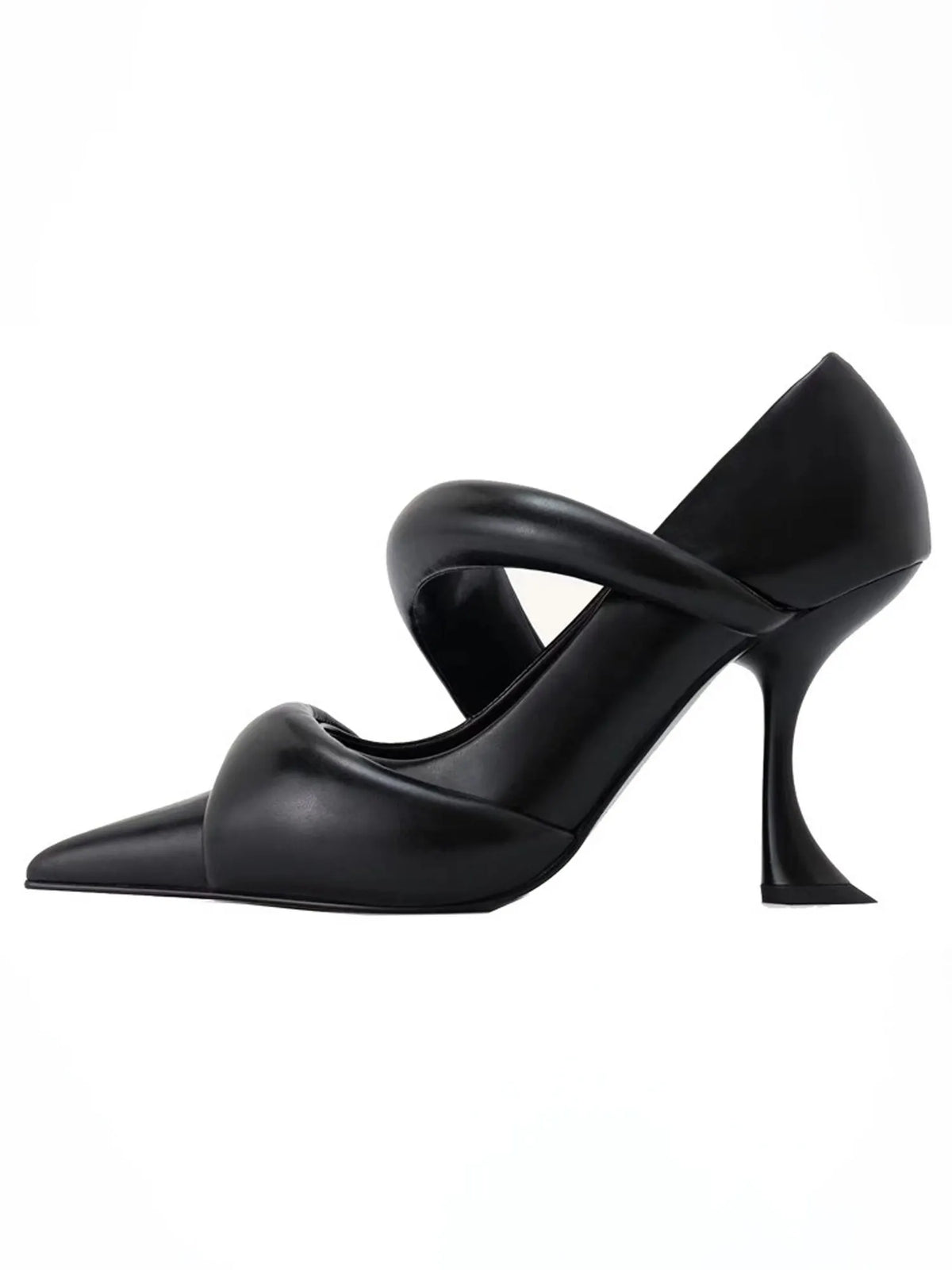 Alondra Pointed-toe Kitten Heels