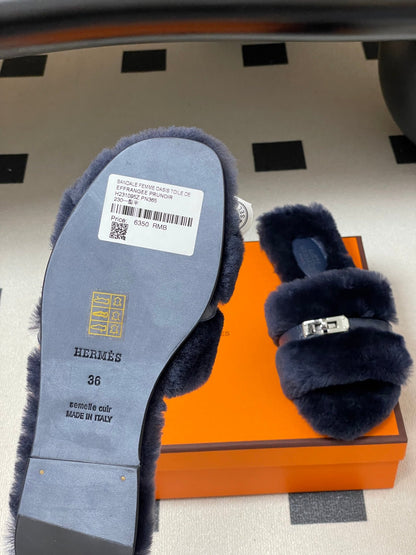Hermes Giulia Kelly Buckle H-Slippers Navy Blue in Wool 594324