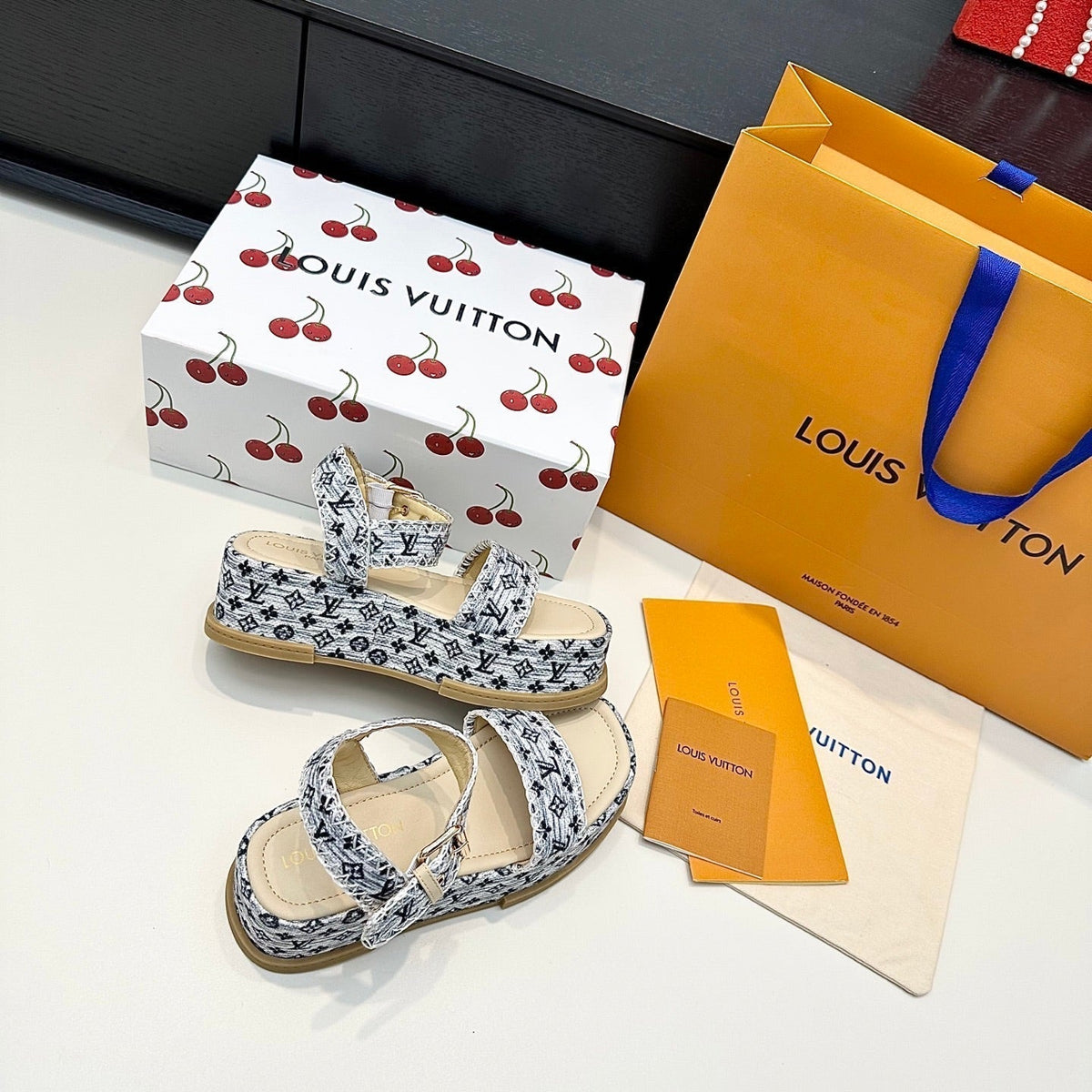 LV Maya Platform Sandals 6cm Grey Denim Beige Cowhide 572499