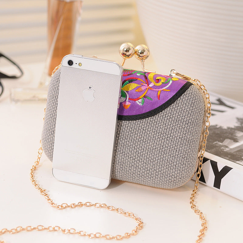 New Embroidered Women'S Bag Ethnic Style One Shoulder Cross Over Mobile Phone Bag Trend One Shoulder Cross Over Small Bag