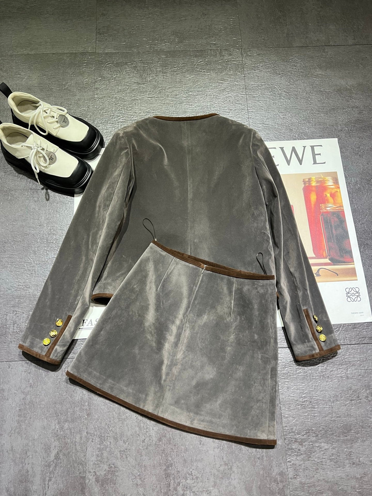 Celine 26ss Short Jacket + A-Line High-Waisted Skirt Set Gray in Suede 189584