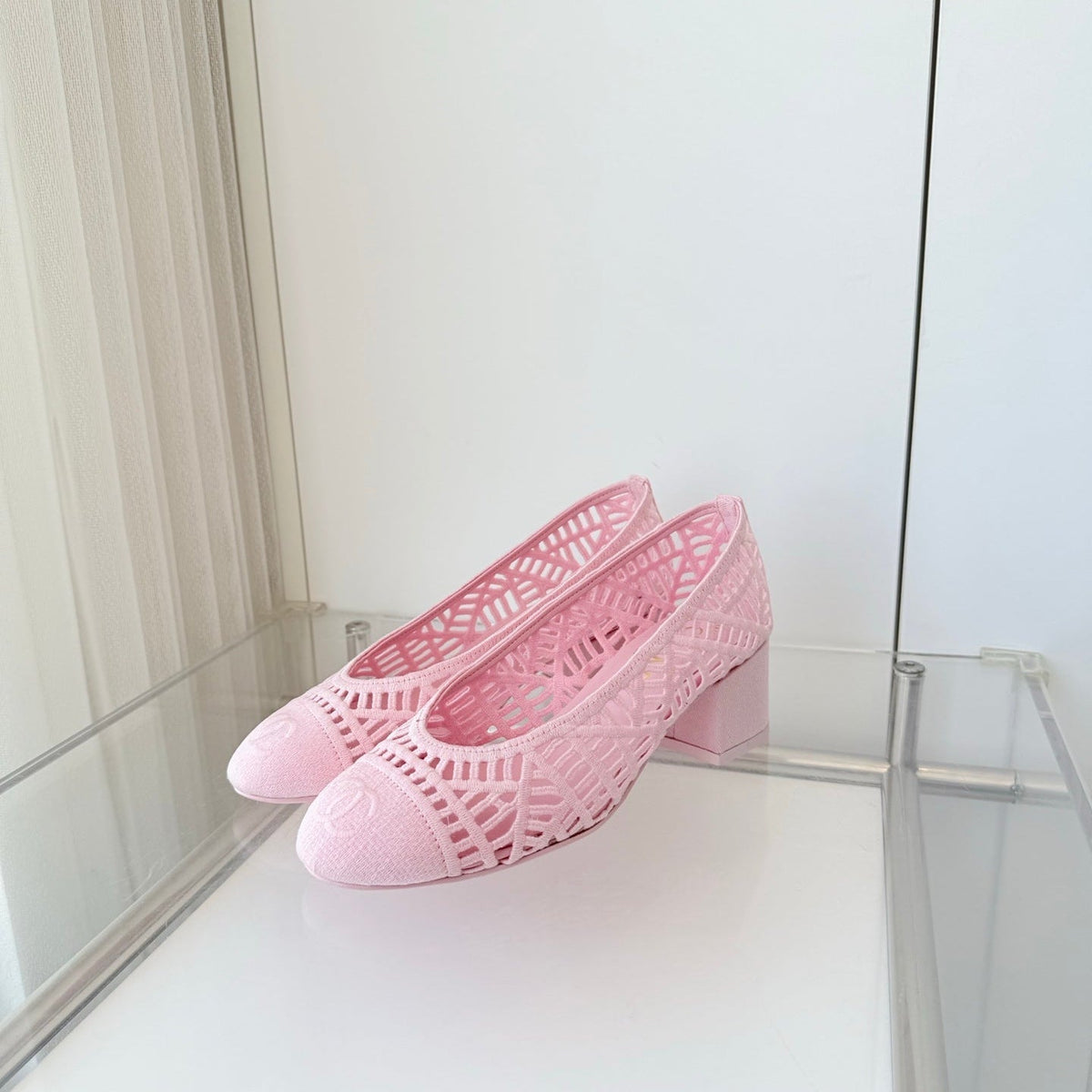 Chanel 26 Ladies 50 Ballet Flats Pink in Fabric 597341