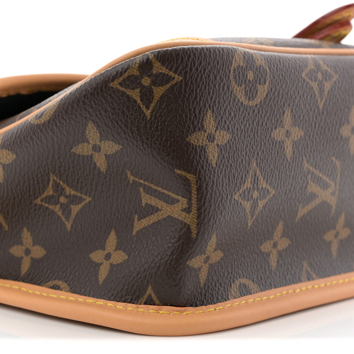 Monogram Diane Black