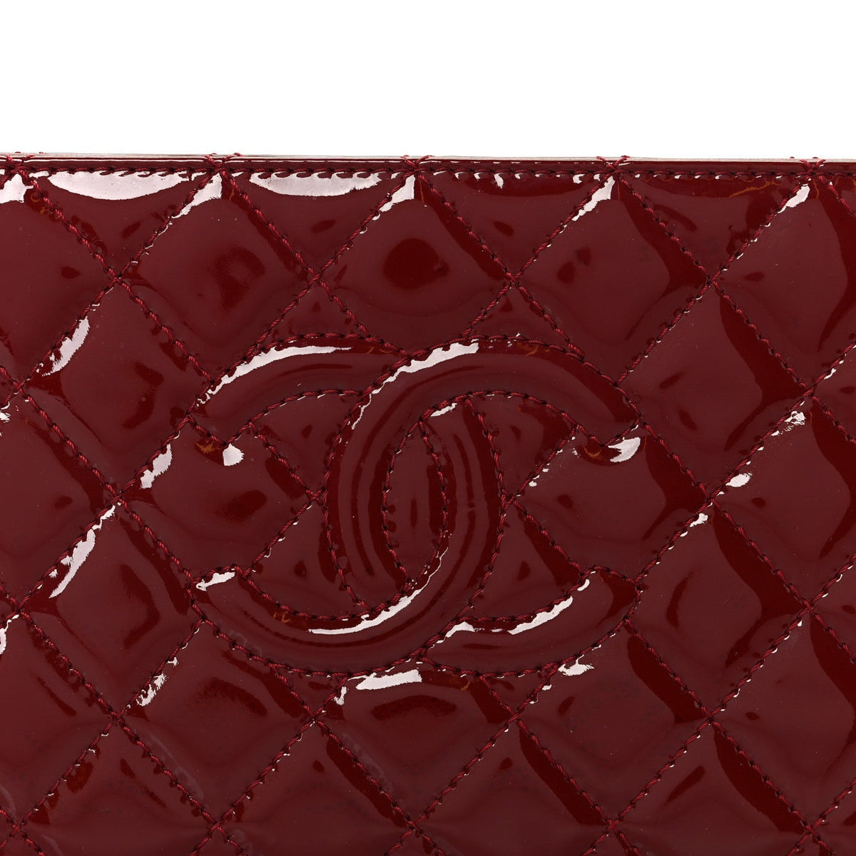 Patent CC Quilted Timeless Clutch Red