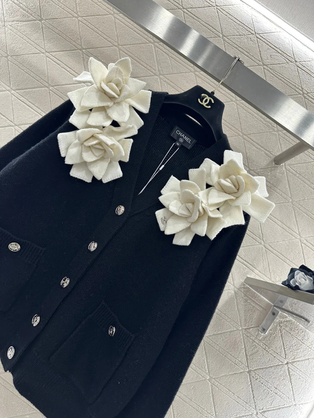 CHANEL 25S CAMELLIA PRINT CARDIGAN 648