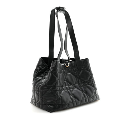 Calfskin Macrocannage Medium Toujours Black