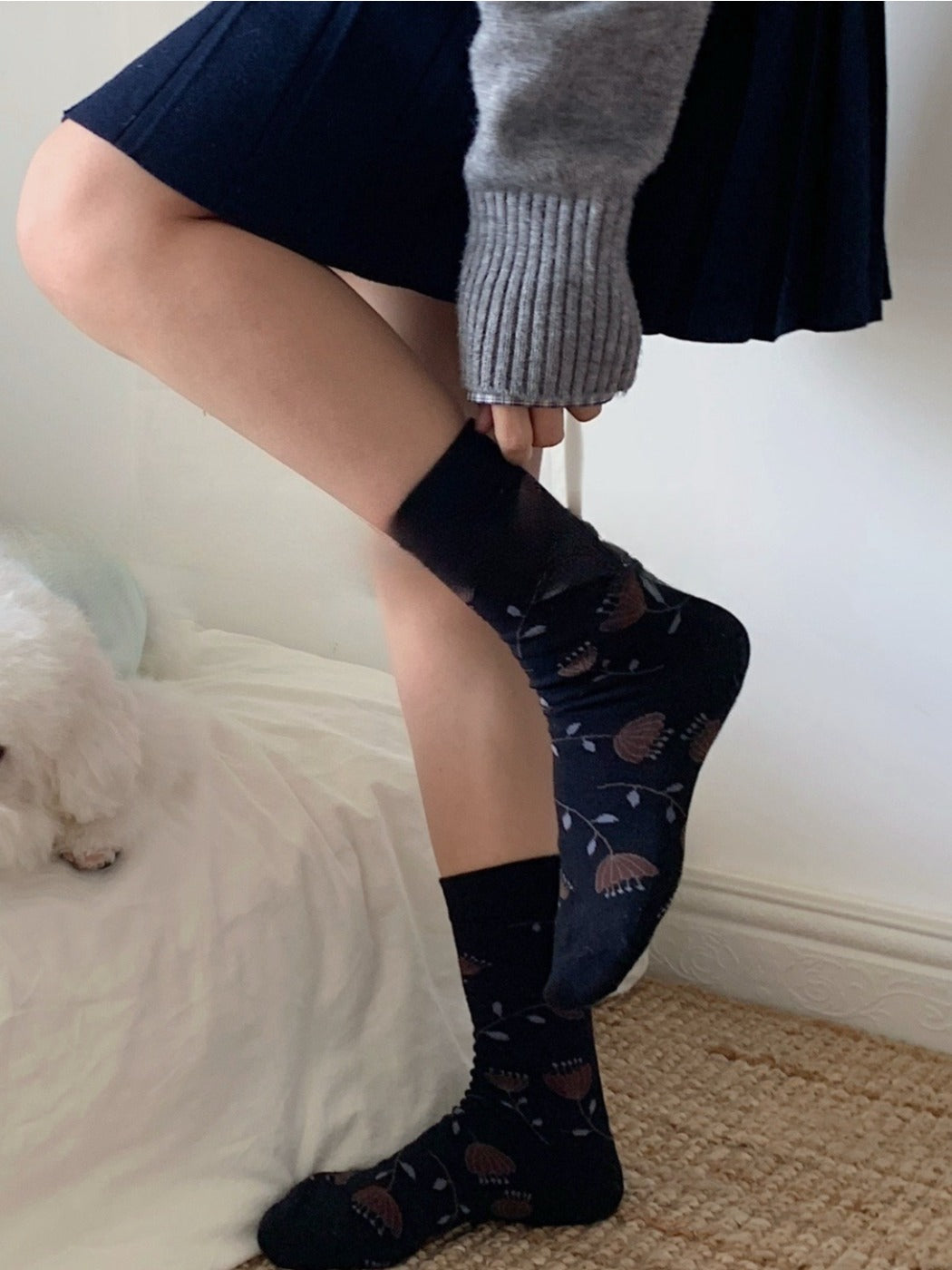 Rufia - Vintage Floral Umbrella Pattern Women’s Socks