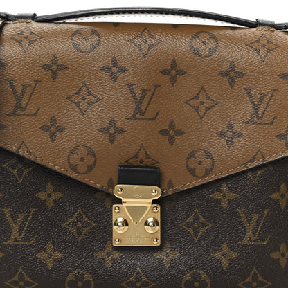Reverse Monogram Pochette Metis