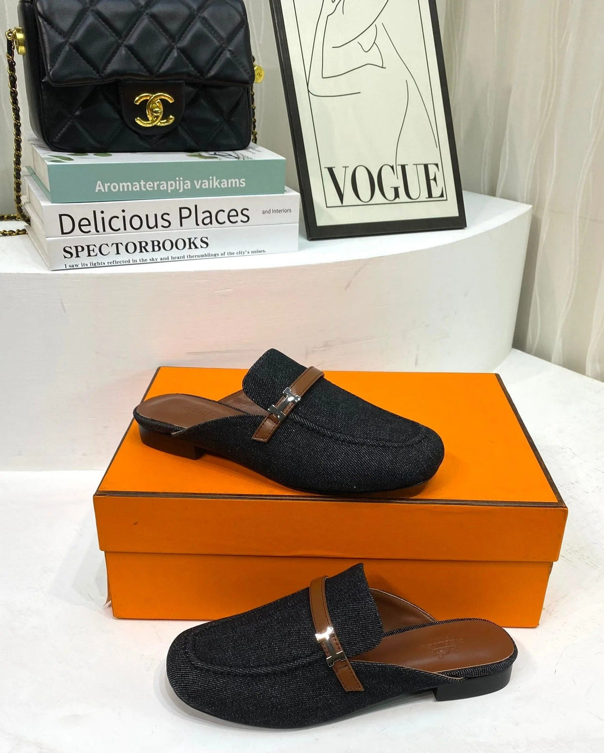 IENA MULE BLACK CANVAS AND BROWN CALFSKIN