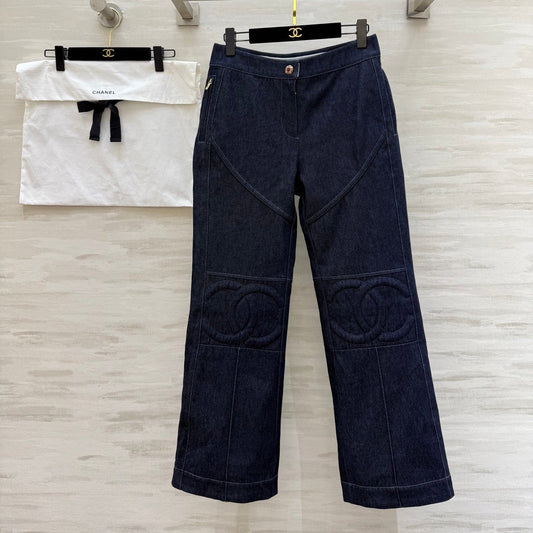 Chanel Straight Leg Jeans 800653