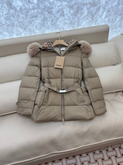 Burberry 25 Fur Collar Plaid Slim-fit Beige Jacket Polyester Down