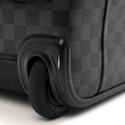 Damier Graphite Pegase 45