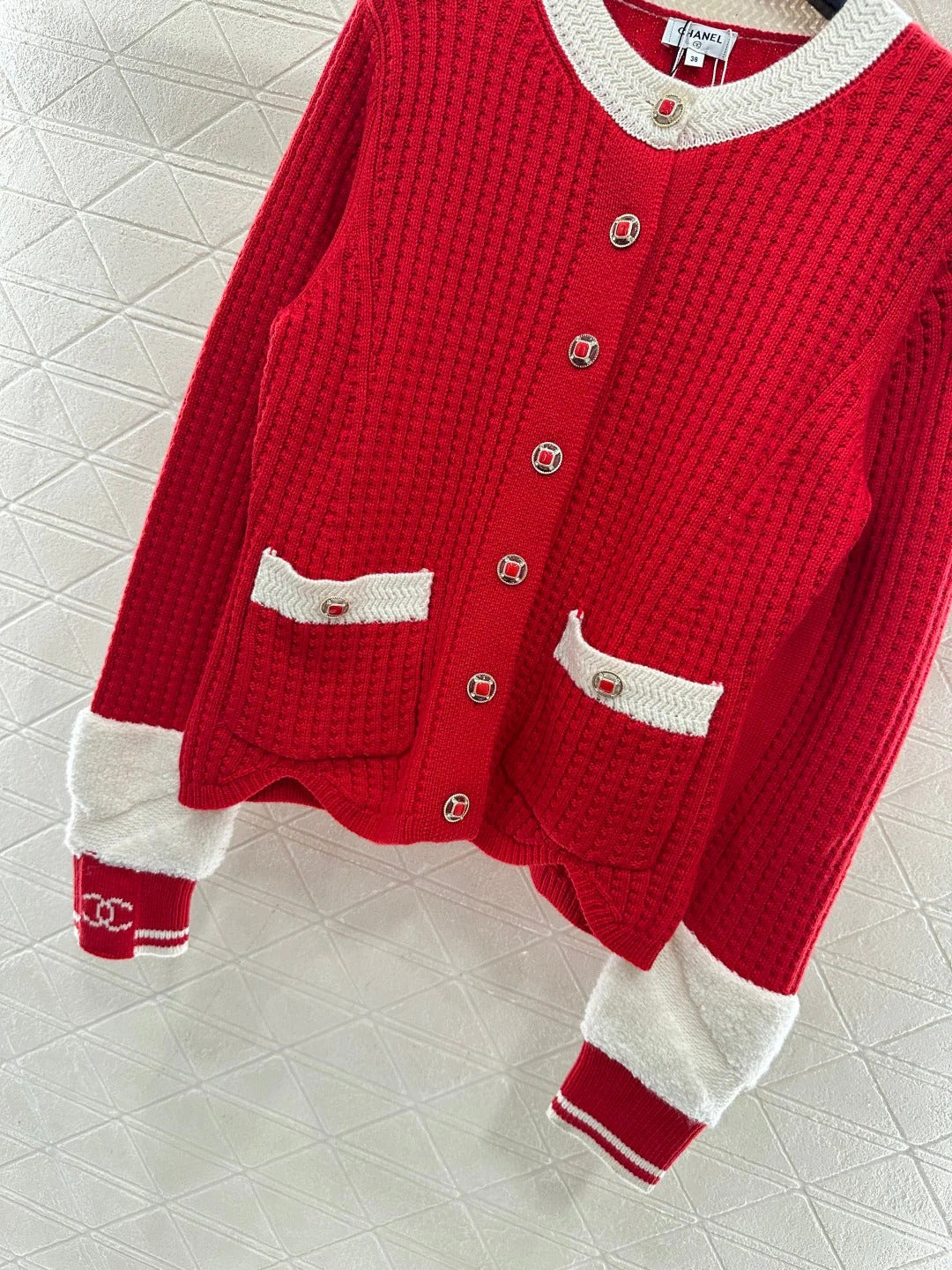 CHANEL 25S KNITTED CARDIGAN 643