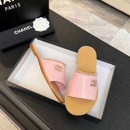 CC 26C Double C Chain Cross Pink Beige Sheepskin