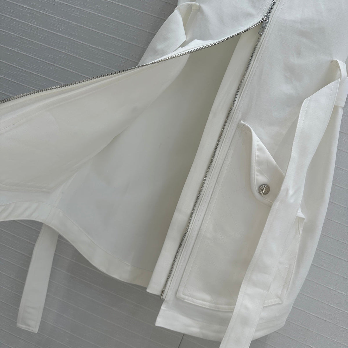 HM Majia Zipped Sleeveless Dress in White Cotton