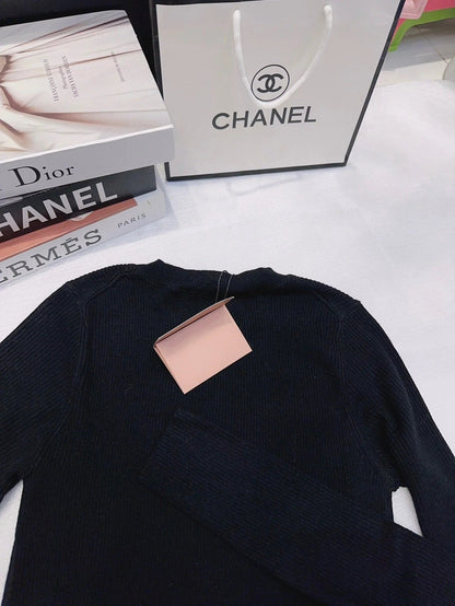 MIUMIU SWEATER STYLE 722