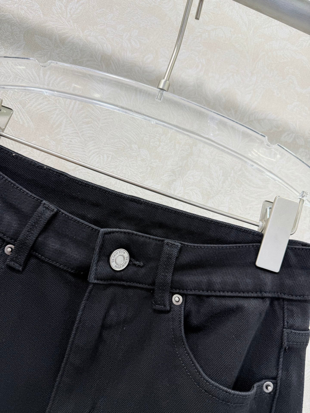 CC 26s Frayed Straight Leg Jeans Black Cotton 352015