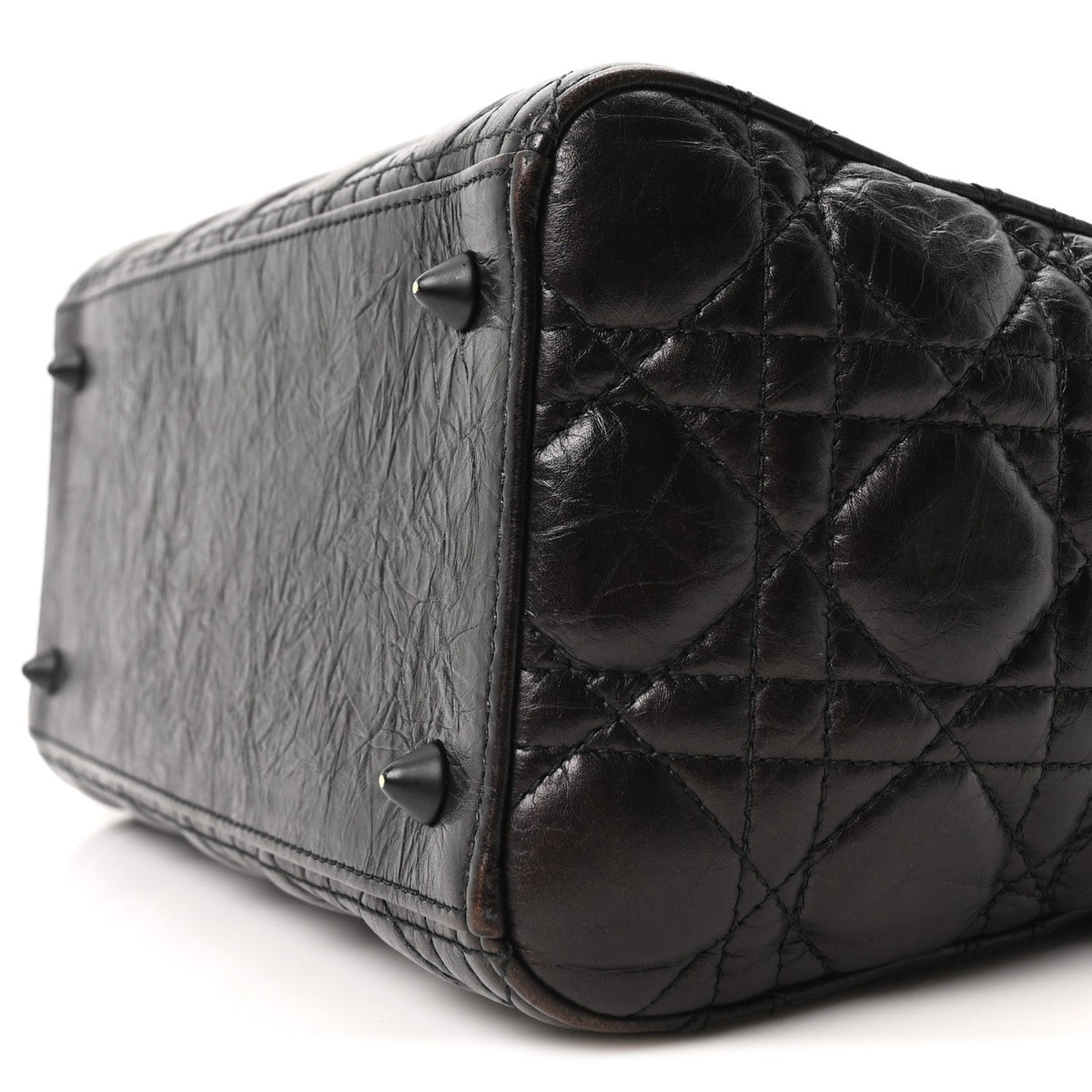 Crinkled Calfskin Cannage Medium Lady Dior Black
