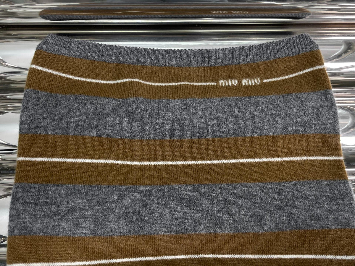 MIUMIU KNIT TUBE TOP STYLE 780