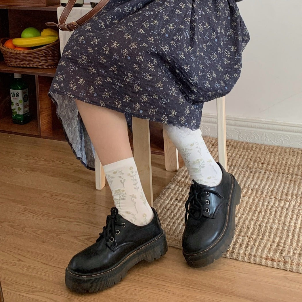 Rufia - Artistic Fresh Floral Crew Socks for Spring Days