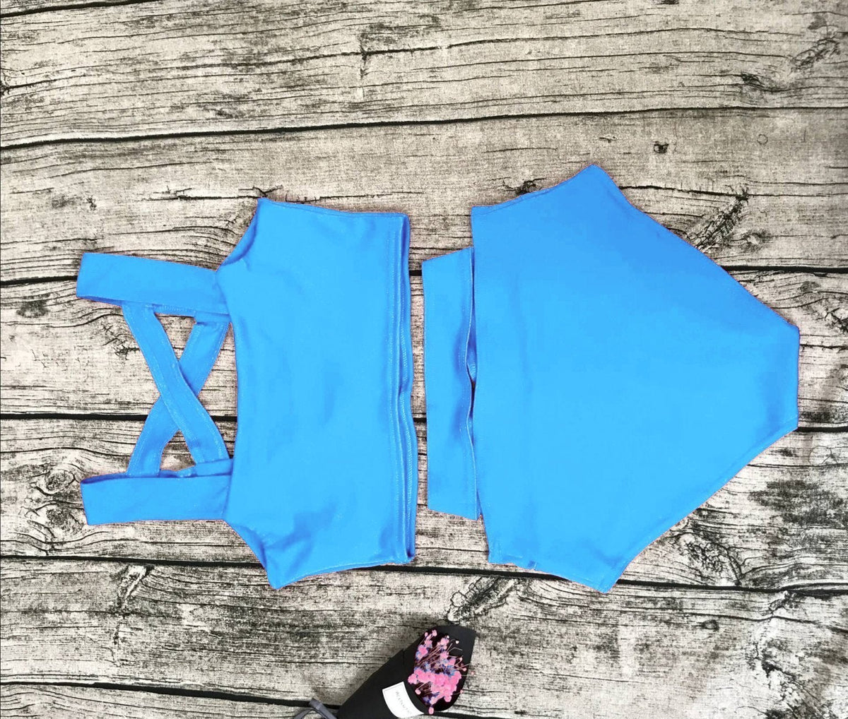 11 Colors Solid Color Bikini Swimsuit In 5 Size